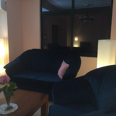 Friends House Bed & Breakfast Tirana Exterior foto